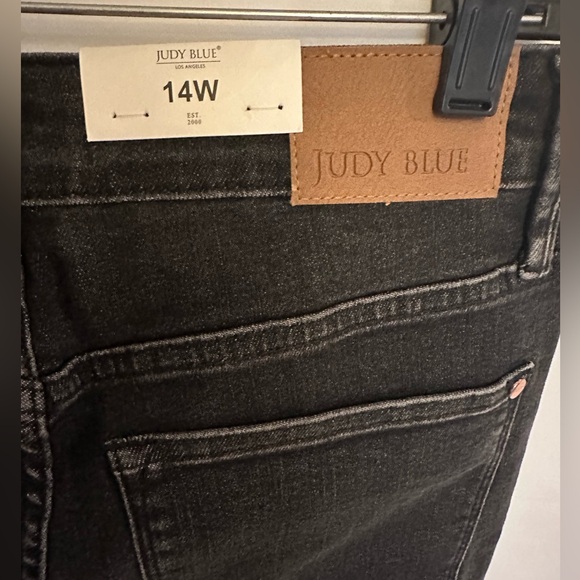 Judy Blue High Waist Straight Fit Jeans Black Wash 14W NEW - Picture 5 of 9